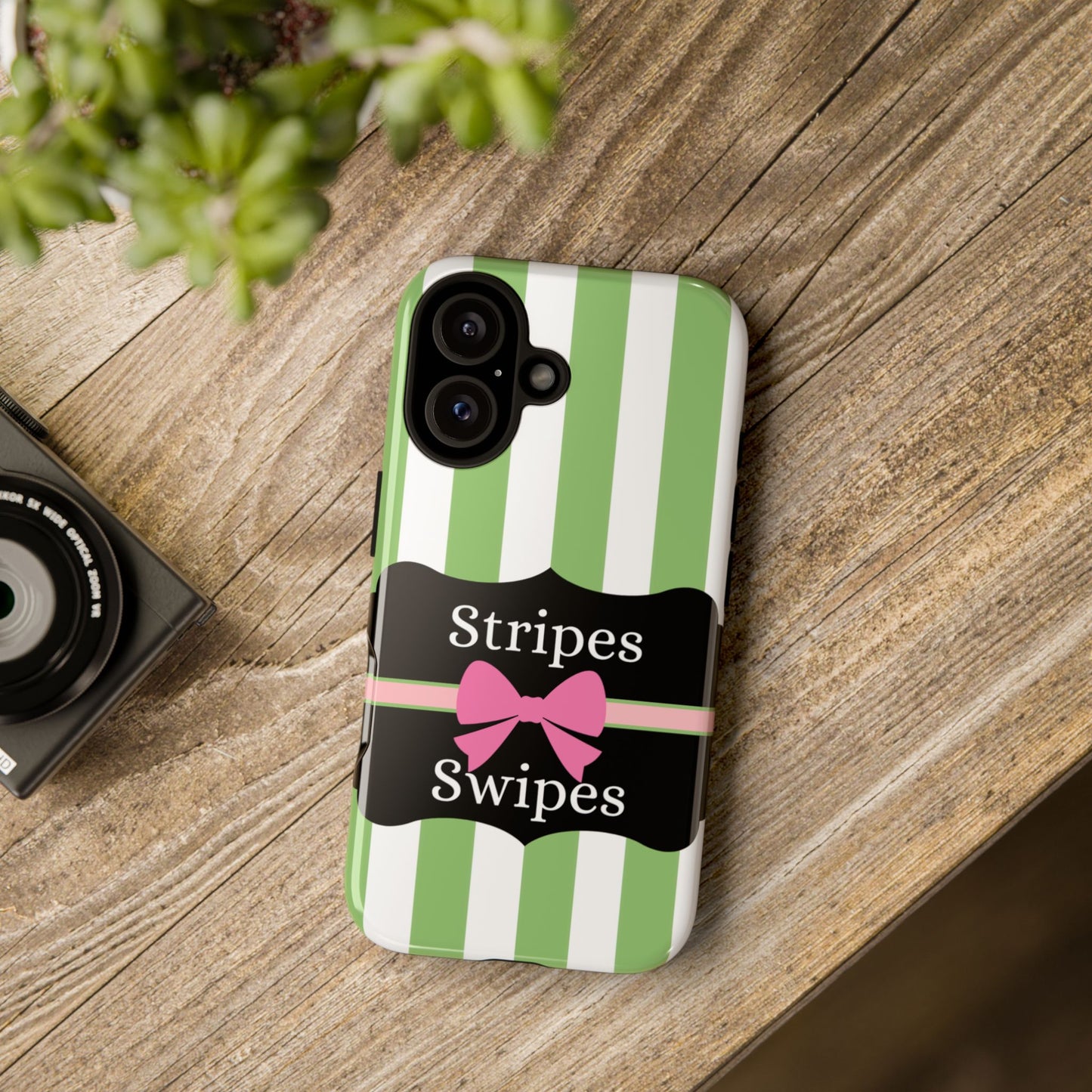 Phone Case iPhone 16/15/14 - Green/White Stripes & Swipes Tough Case