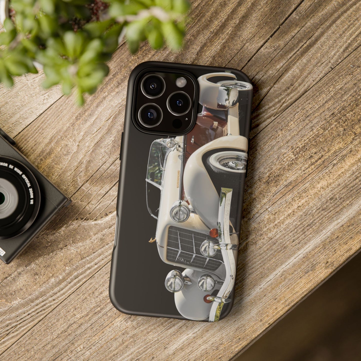 Phone Case iPhone 16/15/14 - Beige Vintage Car Tough Case