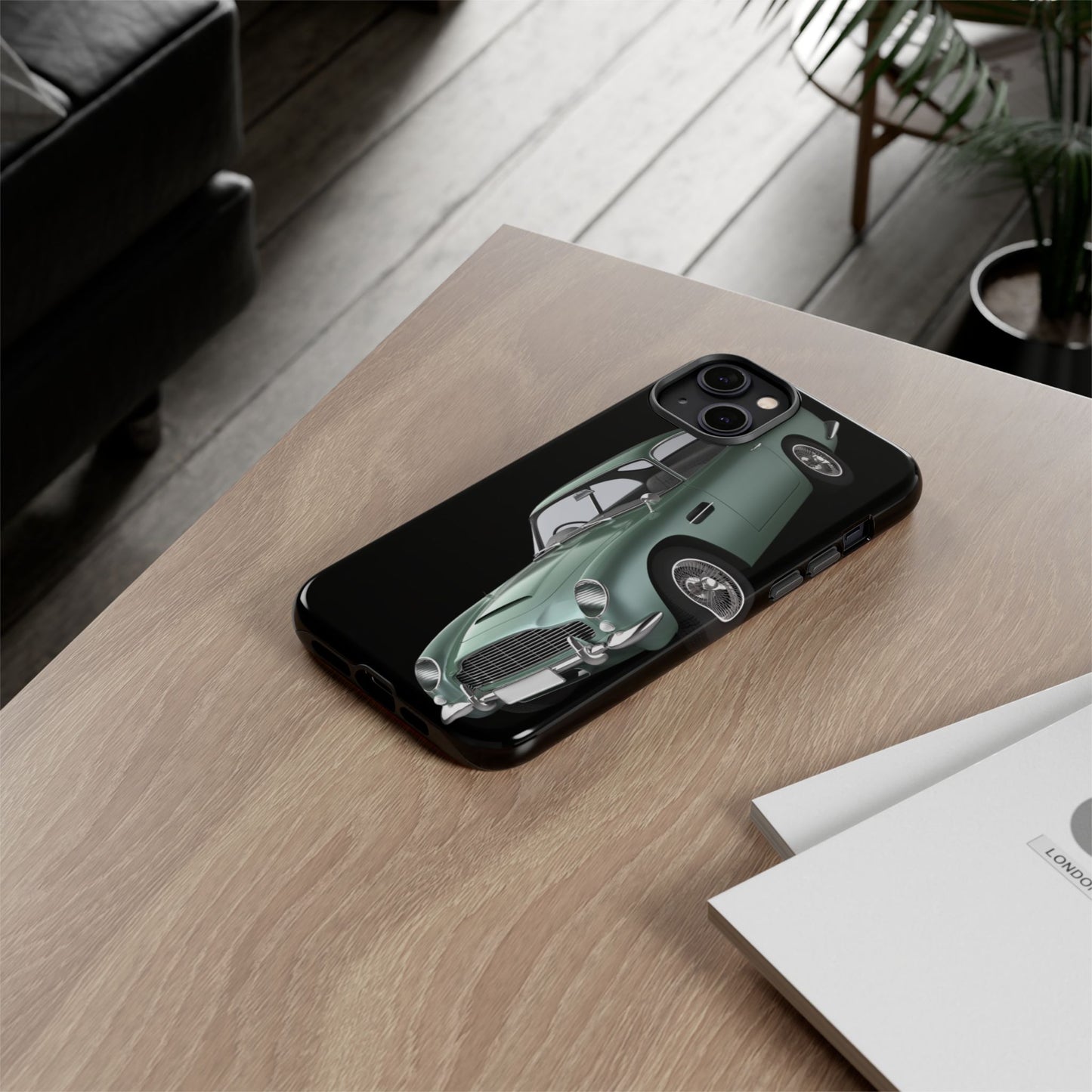 Phone Case iPhone 16/15/14 - Vintage Green Car Tough Case