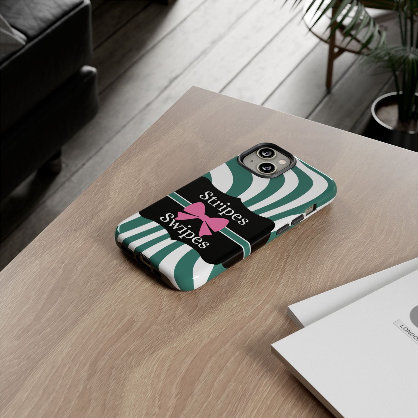 Phone Case iPhone 16/15/14 - Wavy Green/White Stripes & Swipes Tough Case