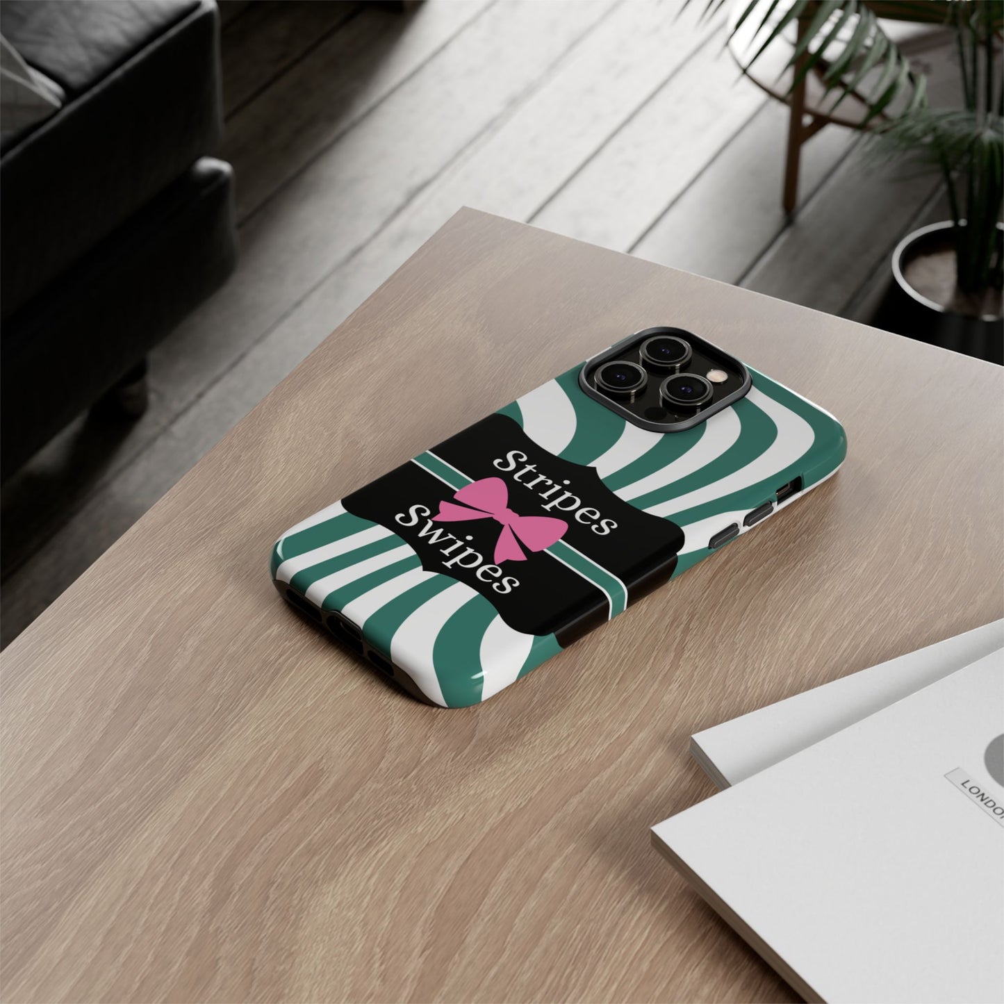 Phone Case iPhone 16/15/14 - Wavy Green/White Stripes & Swipes Tough Case